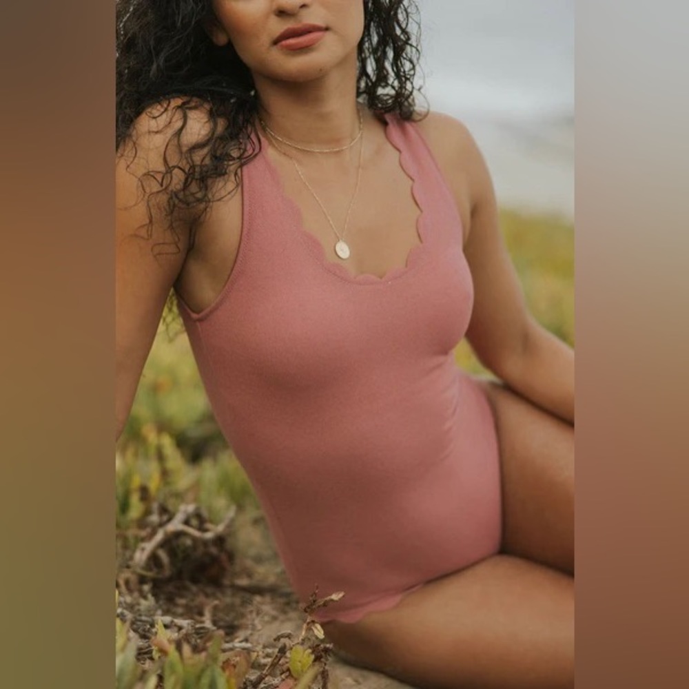 GEODE Mauve Scalloped One Piece Swimsuit